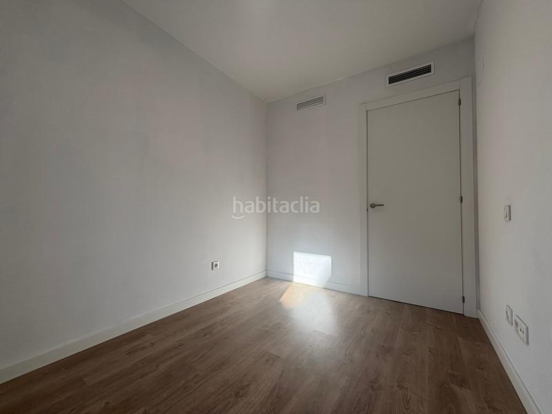 Foto 05f0f21c-aa92-4e0d-ae29-06e0d3dd1181. Location appartement avec piscine dans Eixample Sabadell