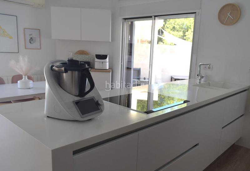 Foto 8d18f1e9-2594-4ffb-b985-668d392b3281. Haus mit pool in Escandinavia-Cautivador Alfàs del Pi (l´)