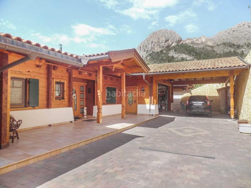 Foto 715afb98-4275-44b5-be29-7a036ea32145. Chalet en Finestrat pueblo Finestrat