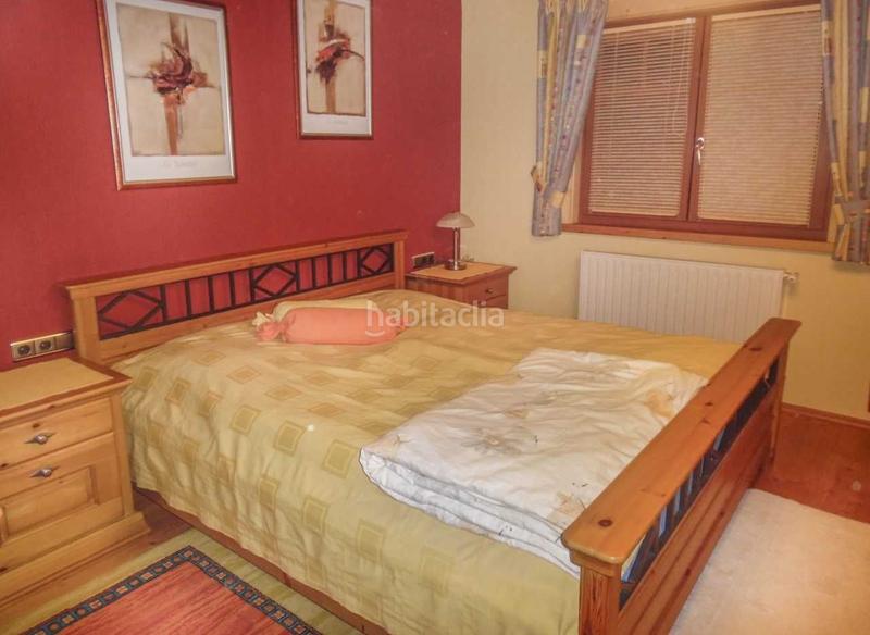 Foto 720670b4-c7ea-492d-be5f-13bf791f2e22. Xalet amb piscina a Finestrat pueblo Finestrat