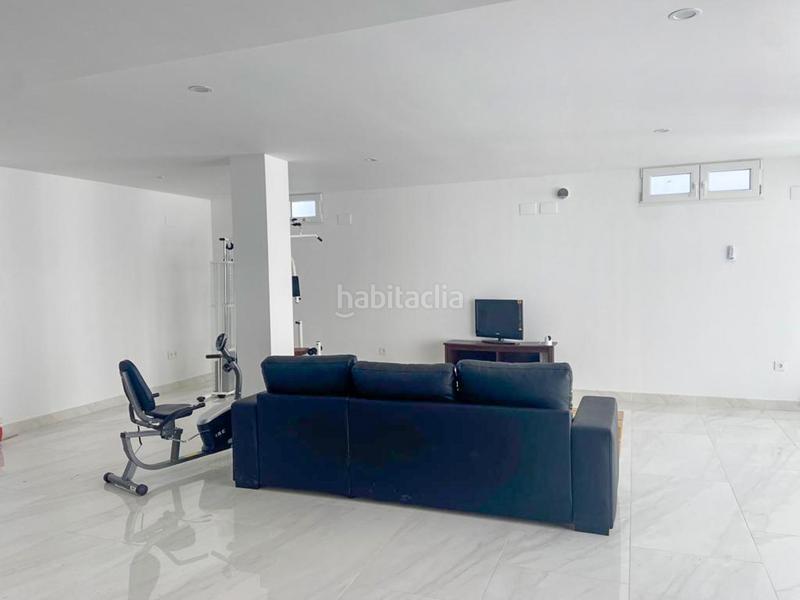 Foto 0f40c674-9093-4522-a63d-3313799a0d1a. Apartament amb piscina a Coloma Nucia (la)