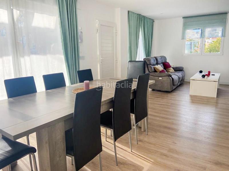 Foto 5789488f-09b2-4a8a-8a8b-8c3de3414583. Appartement mit pool in Coloma Nucia (la)