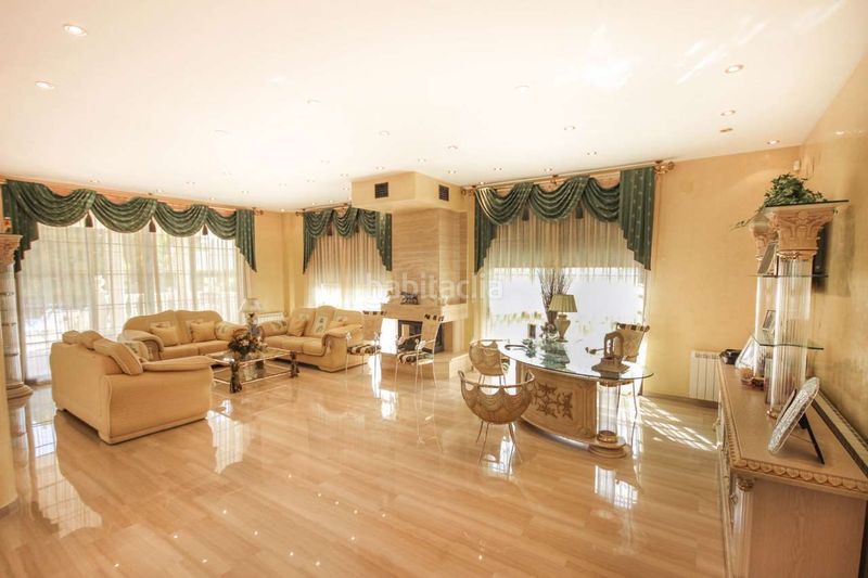 Foto d7b03ad7-9ea4-445c-97d1-d918e9a7402b. Chalet con parcheggio piscina in Sierra Helada Benidorm