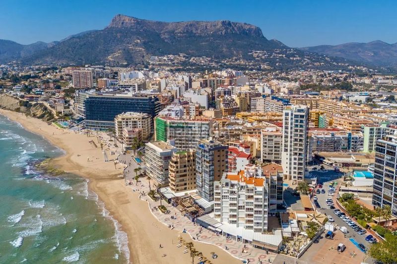 Foto b6b70fe8-4a58-4b29-b666-1d3ed9649898. Apartamento en Playa Arenal - Bol Calp