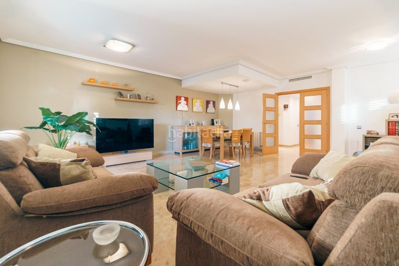 Foto 594af8ad-b013-4cfb-9752-59ea68594e7a. Xalet a Playa Levante Benidorm