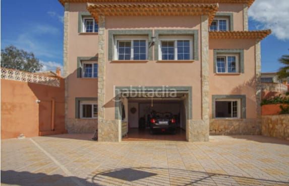 Foto bb05eae3-e130-4052-88a1-cd245c6ef743. Xalet amb calefacció aparcament piscina a Carrió - La Merced - Los Pinos Calp