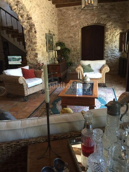 Foto eb87c336-801f-44d9-bbb6-4cbe58b9814c. Masia a Relleu