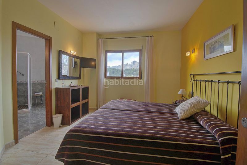 Foto 9faacc04-1f77-445a-823f-04a7a4ae2342. Edificio en Parcent