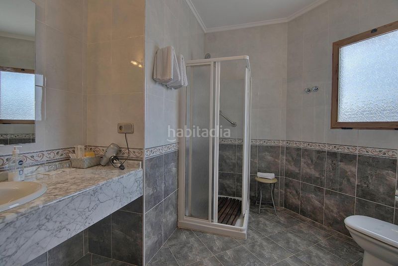 Foto cc50ee84-ae5a-4ae2-bf40-b16e74041c8d. Edificio en Parcent