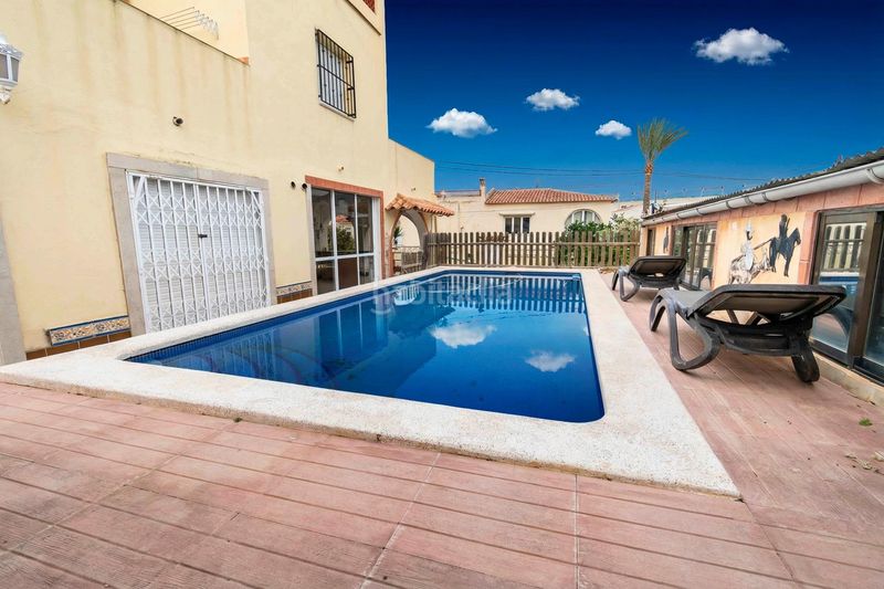 Foto 59989a6b-d146-46a3-95d3-1c68914c6cfd. Casa amb calefacció piscina a L´Albir Alfàs del Pi (l´)