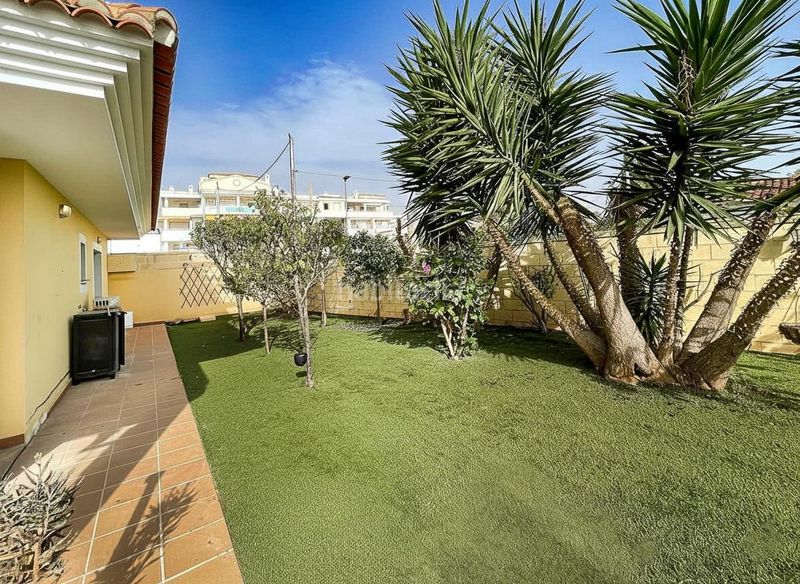 Foto 430eac6d-f46c-4a58-b0bd-b3de088147b2. Planta baixa amb calefacció piscina a L´Albir Alfàs del Pi (l´)