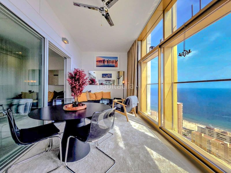 Foto 0dee2e38-79cd-4bec-989c-ff32f5675b14. Apartament amb calefacció piscina a Playa Poniente Benidorm