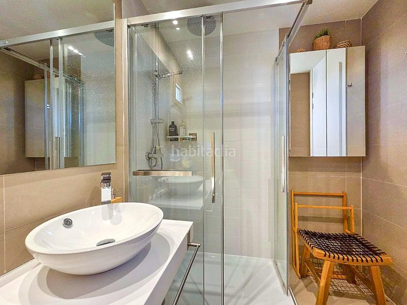 Foto 12522207-b66f-4695-95d0-e260a6ede2e6. Apartament amb calefacció piscina a Playa Poniente Benidorm