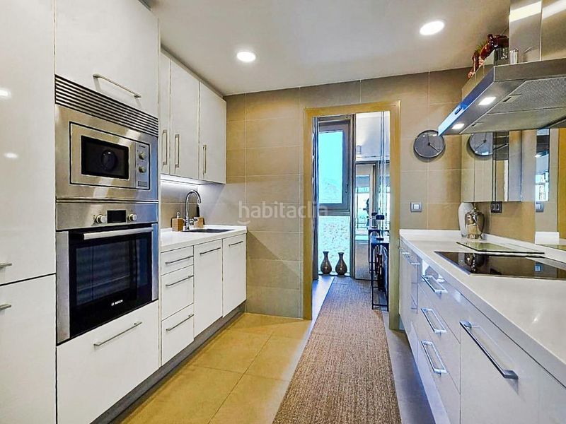 Foto 77bd6b19-e55d-4f94-b10c-bc14e1ca07c2. Apartamento en Playa Poniente Benidorm