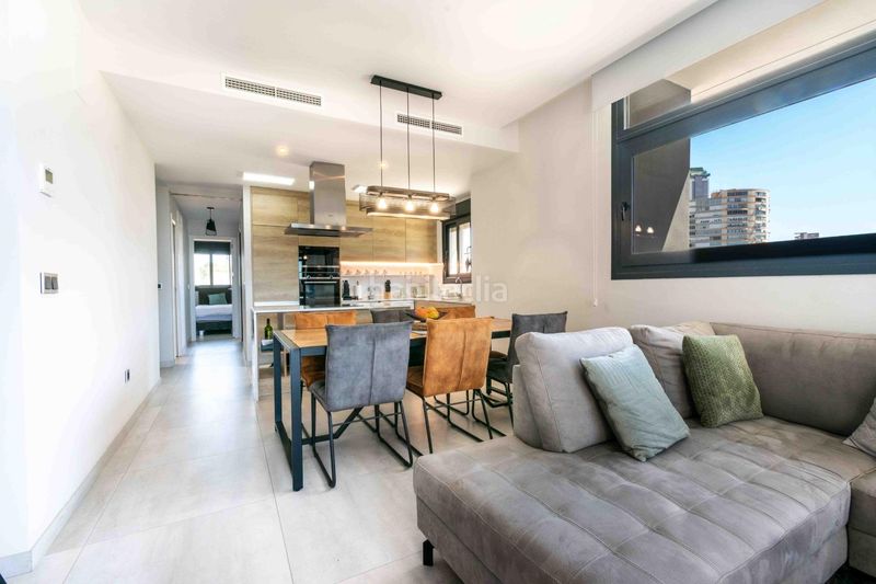 Foto d236ab7a-a5e8-444a-b139-c3941dabf897. Apartamento en Via Parque Benidorm