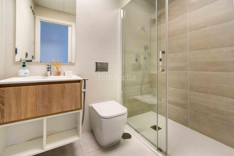 Foto e02beaaa-fc3f-4037-ae42-f10d75741f1e. Apartamento en Via Parque Benidorm