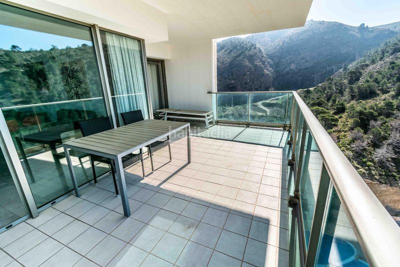 Foto 3fcef5b2-a025-4ca6-8824-3c1b20f767e0. Apartament amb calefacció piscina a Sierra Helada Benidorm