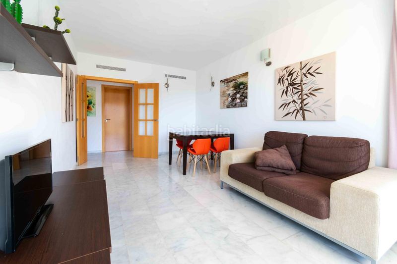 Foto 46d2a7ec-6ec6-4adc-b4a9-37980efd5379. Apartament amb calefacció piscina a Sierra Helada Benidorm