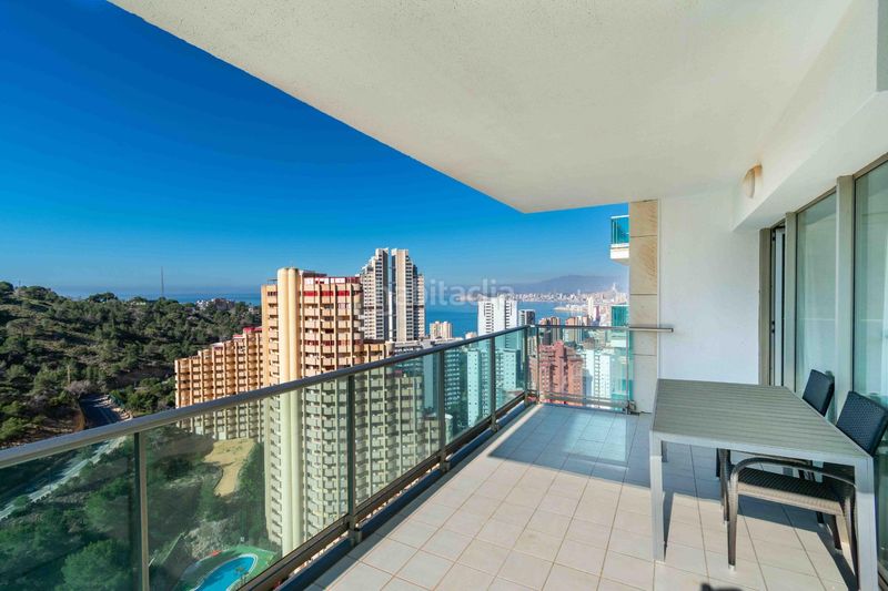 Foto 9e6d31ac-a777-4636-ad2d-439bc9c0eda8. Apartament amb calefacció piscina a Sierra Helada Benidorm