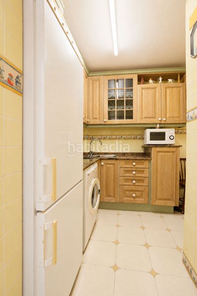 Foto 168ce796-78c7-4b7b-ad0b-6f8c4238f242. Apartament amb aparcament a Playa Poniente Benidorm