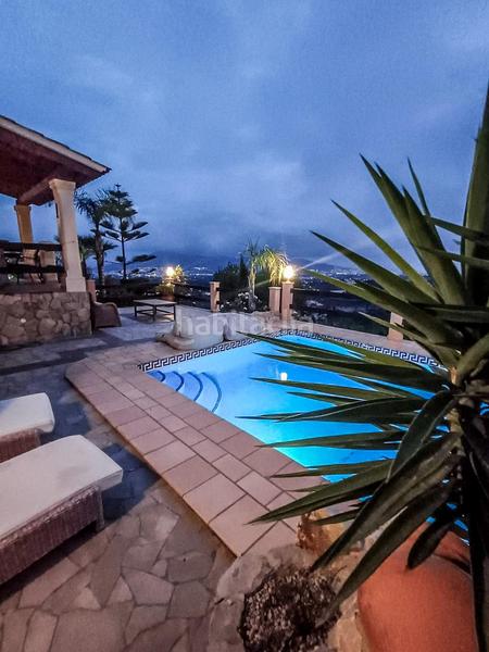 Foto ac5eae59-f3ee-4f85-947c-a59c48421222. Casa con piscina in El Tossal-Bello Horizonte Nucia (la)