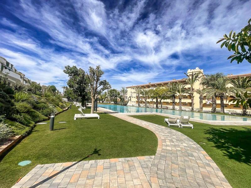 Foto df8e351a-001f-4677-8c3a-a8dad15a6956. Apartament amb piscina a L´Albir Alfàs del Pi (l´)