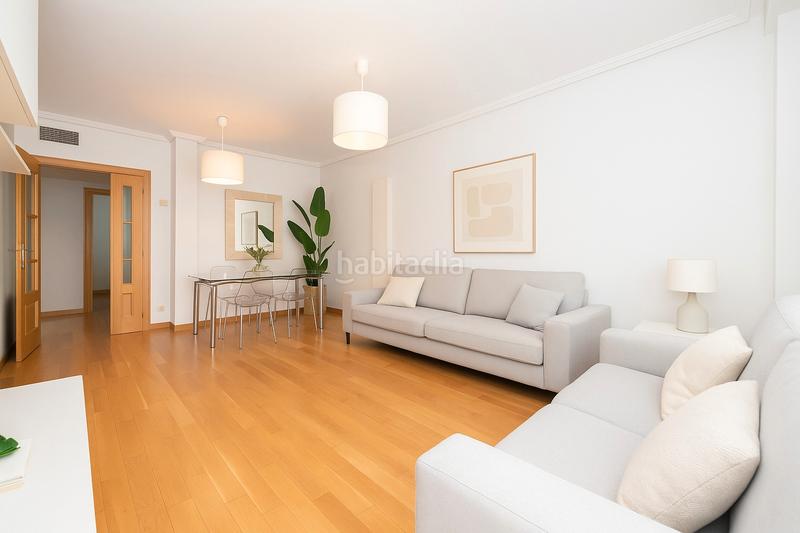 Foto 347c9c75-2acc-4745-8da0-d3d369cf4468. Piso  en venta en calle rosa chacel en Dehesa Vieja-Puente Cultural San Sebastián de los Reyes