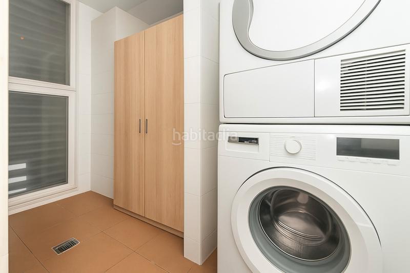 Foto 38b08f8e-a2e5-4d10-9dfb-c77357664149. Piso  en venta en calle rosa chacel en Dehesa Vieja-Puente Cultural San Sebastián de los Reyes