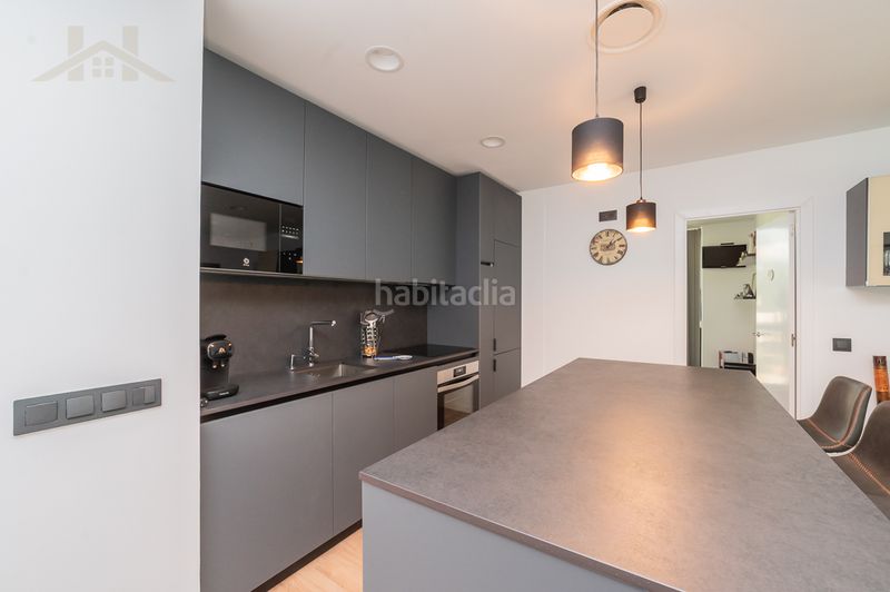 Foto 195d86ec-cbb3-4966-ac99-fb0eb4ca7e0c. Loft mit parking in Dehesa Vieja-Puente Cultural San Sebastián de los Reyes
