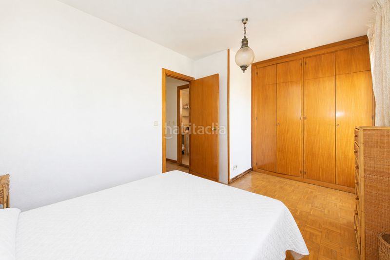 Foto 67e37a72-2715-4130-bde8-bf090ad7e052. Casa a schiera con camino riscaldamento in Rosa de Luxemburgo San Sebastián de los Reyes