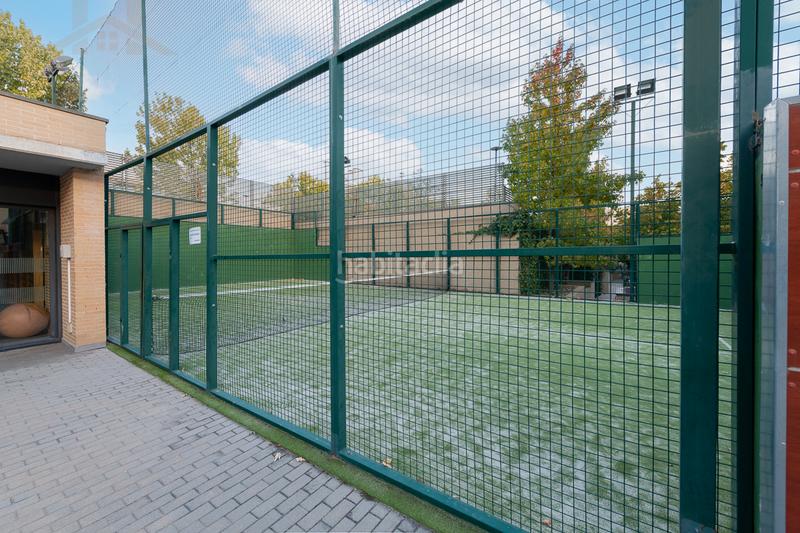 Foto 3979fec1-29d5-4b48-9335-d88dc912115e. Ground floor with heating parking pool in Dehesa Vieja-Puente Cultural San Sebastián de los Reyes