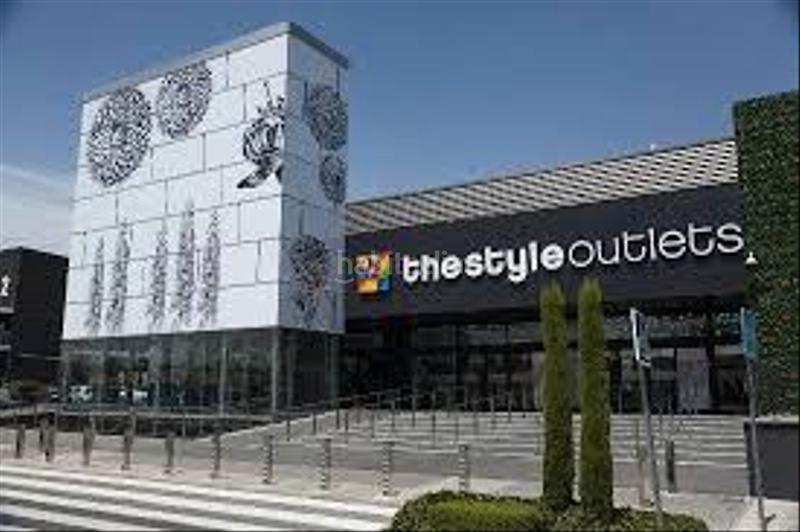 Foto 5419f9e4-8af3-4e8f-991b-afda185b0d9a. Ground floor with heating parking pool in Dehesa Vieja-Puente Cultural San Sebastián de los Reyes