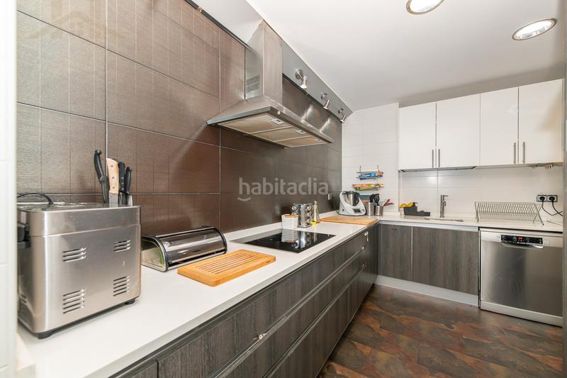 Foto 72fb05b8-06d9-459e-bba1-c8cbcfdb50a0. Ground floor with heating parking pool in Dehesa Vieja-Puente Cultural San Sebastián de los Reyes