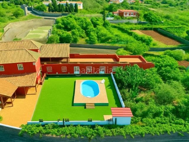 Foto 1f677597-d71b-425d-9a72-94ab76d797eb. Casa amb aparcament piscina a La Esperanza - Llano del Moro Rosario (El)