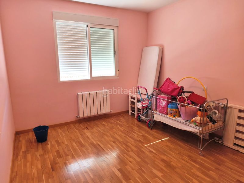 Foto fa549b3f-c7c0-43fd-a050-2f3f306255aa. Casa adossada amb calefacció aparcament a La Guija Ciudad Real