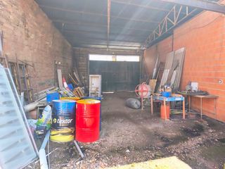 Nau industrial  Trabajo. Nave industrial de 1 habitación en puertollano