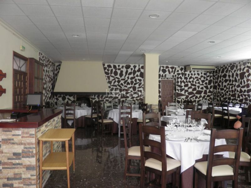 Foto 61d6cdea-e206-48a2-8fbb-feedab032049. Edificio  en Fuencaliente