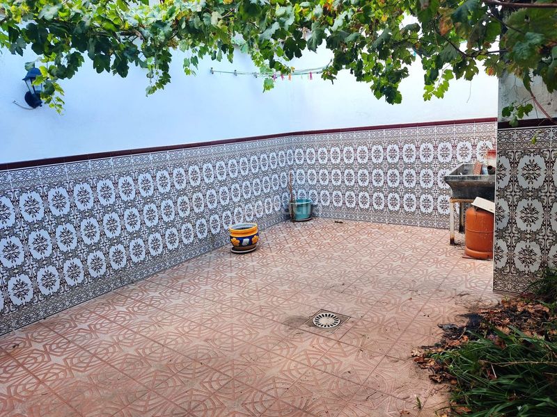 Foto c597a0d1-f85e-4c3a-bff5-676290285423. Casa a El Poblado - Abulagar Puertollano