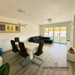 Appartement à San Blas. Amplio piso con piscina en alicante