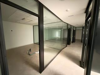 Location Bâtiment à usage industriel à Canovelles. Cámara de frio negativo, congelación. oficinas