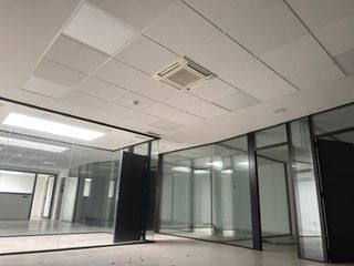 Miete Fabrikhalle in Canovelles. Oficinas de primer nivel - almacen -  camara congelación.
