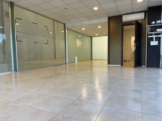 Location B�timent � usage industriel dans Caldes de Montbui. Nave industrial con excelente imagen en caldes de montbui