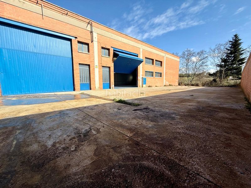 Foto aafe2f03-b34b-4f1e-b033-2d4bd097c2bb. Nau industrial a Sentmenat