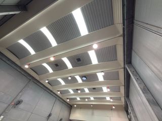 Location Bâtiment à usage industriel  Avinguda del progrés 67. Nave industrial de alta calidad ofcinas + patio delantero.