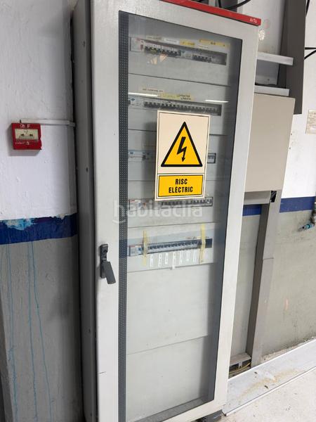 Foto 04017ad2-5633-454f-95d0-a0c3b735363c. Lloguer nau industrial a Santa Perpètua de Mogoda