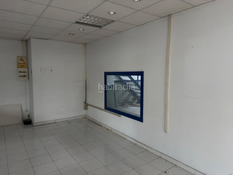 Foto 6a2dc8f2-4bf9-444c-9fb5-ee0cb6e6bb8c. Lloguer nau industrial a Santa Perpètua de Mogoda