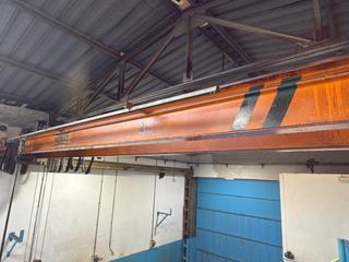 Miete Fabrikhalle  Carrer del pintor velázquez. Nave mecanizados, soldadura puente grua