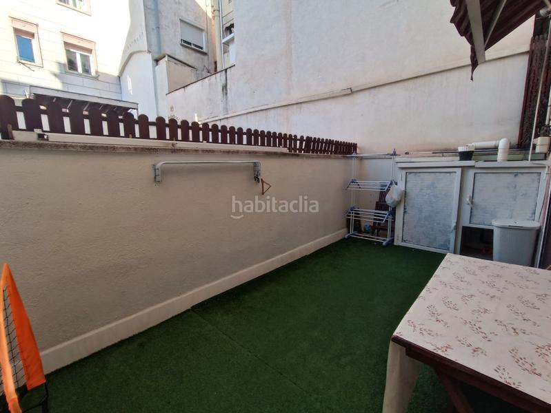 Foto 9702a847-77c2-4e27-aaa9-c4abbdecea21. Piso inmueble con terraza en obra seminueva 1999. en Barcelona