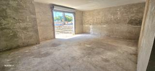 Geschftsraum  Carrer de sant adri. Local de 120 m2 cerca centro comercial maquinista.