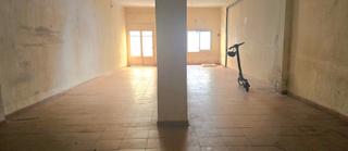 Local Comercial  Carrer del deg bah. Local c/deg bah en camp de l'arpa del clot
